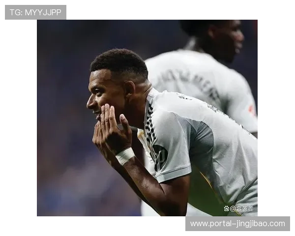 居莱尔甘当守门化身铁壁与姆巴佩心灵默契共谱绿茵传奇